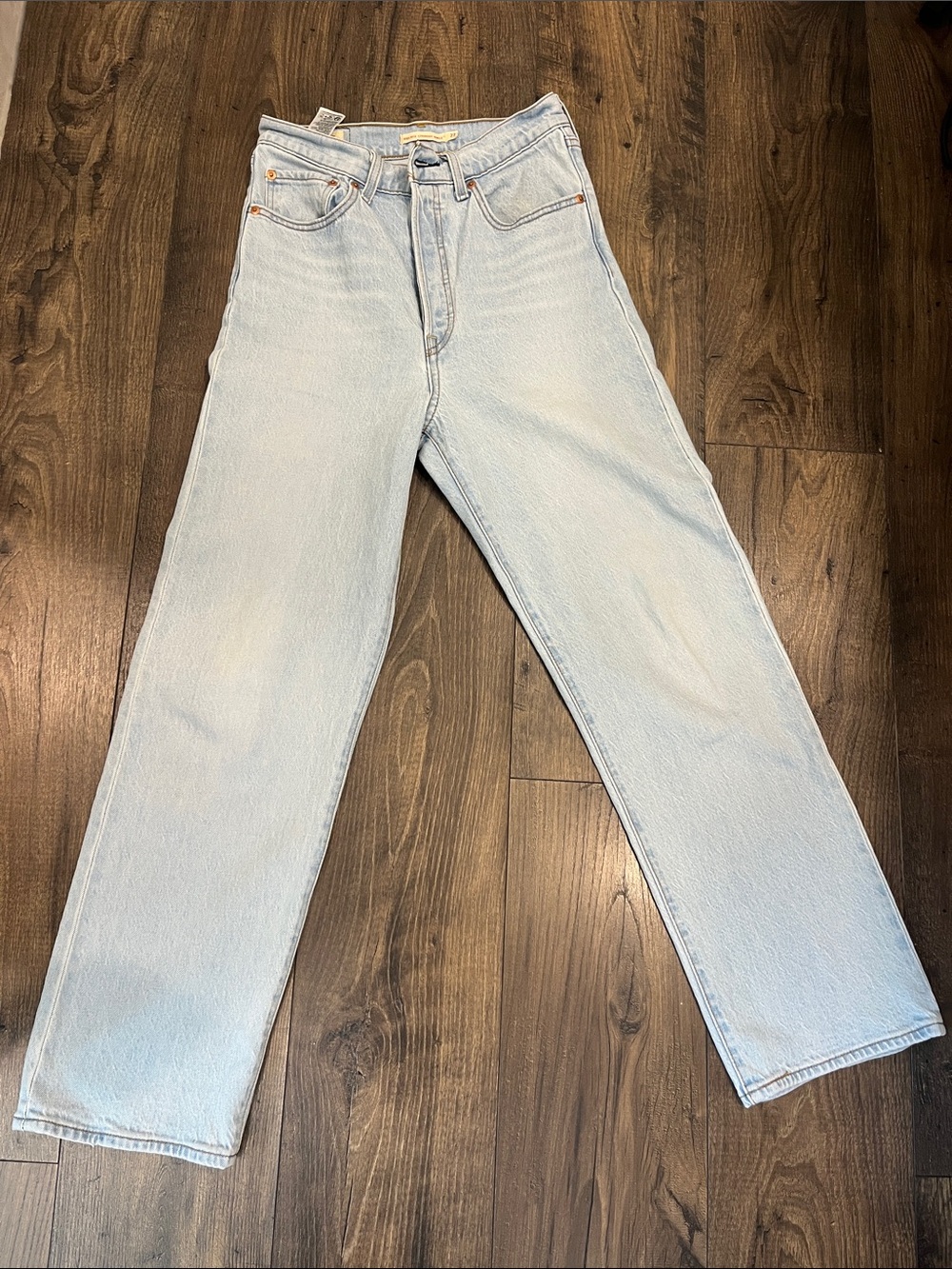 Levi's Light Wash Blue High-Rise Cropped Ankle Jeans